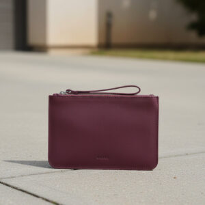 Queens Leather Pouch - Red