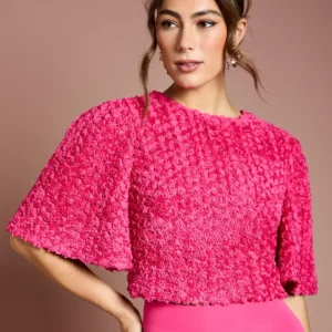 Kurzbluse mit 3D-Blumenstruktur und Organza-Bindeband