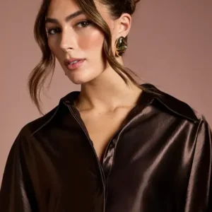 Alternative view of Oversize Satinbluse mit langen Ärmeln und klassischem Kragen